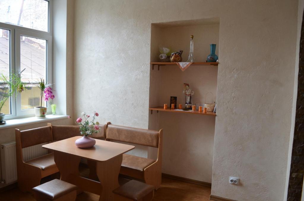Lviv'S Prospekt Shevchenka Apartments Oda fotoğraf
